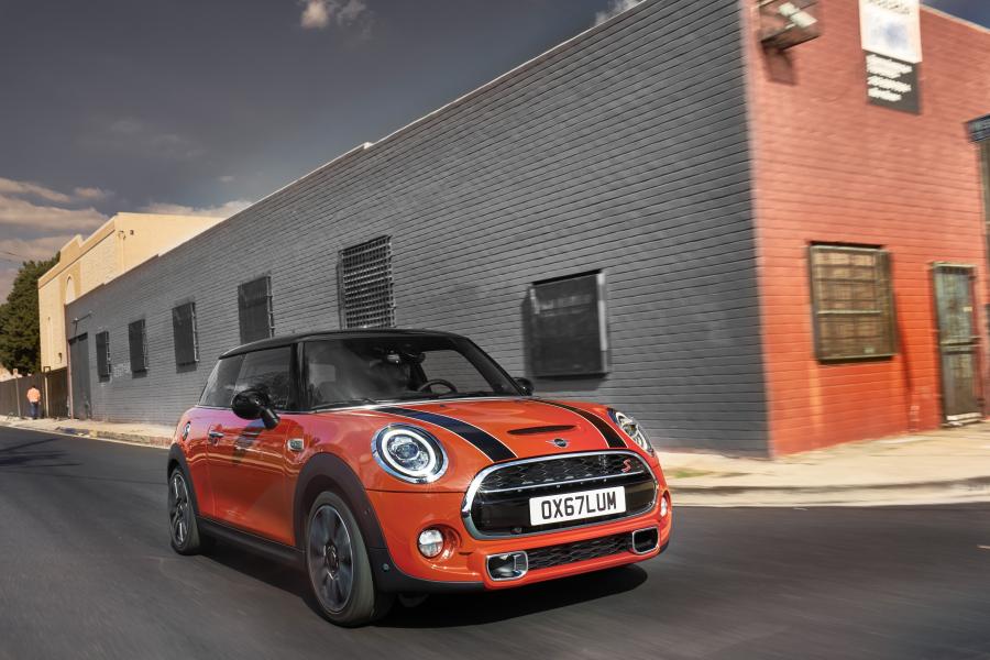  Mini Cooper S (F56) 2018 года  (WW) (фото 46 из 196)